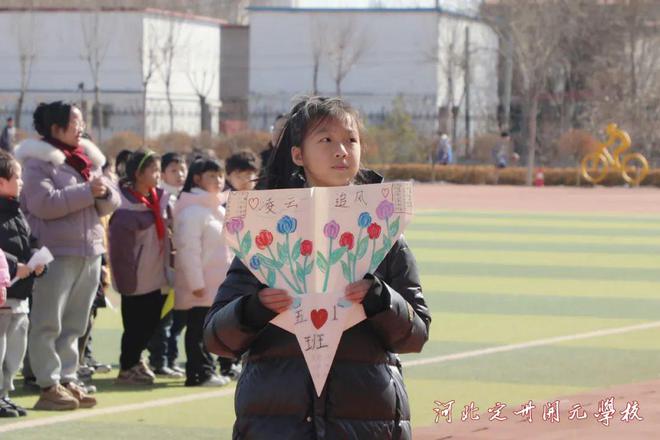 全椒县实验小学纸飞机活动，纸翼扬帆，放飞梦想纪实