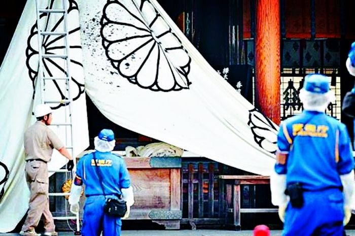 日本公审，男子在靖国神社涂鸦事件揭秘